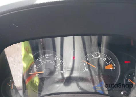 2014 Jeep Compass Sport z USA, uszkodzony, nr VIN 1C4NJCBA0ED727861